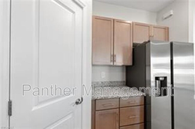 1719 NE 26th St in Cape Coral, FL - Building Photo - Building Photo