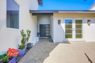 1878 Pariva Dr in Encinitas, CA - Building Photo - Building Photo