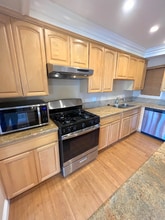 100 Cliff Dr in Laguna Beach, CA - Building Photo - Building Photo