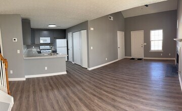 2055 Keenland Ct in Cumming, GA - Building Photo - Building Photo