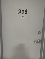 625 Borthwick Ave in Ottawa, ON - Building Photo