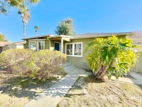 11914 Ocean Park Blvd in Los Angeles, CA - Building Photo - Building Photo