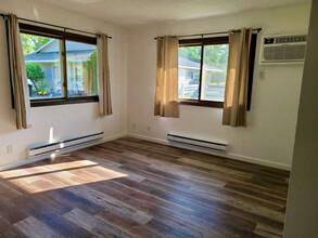 570 Valley Dr, Unit #2 in Barron, WI - Building Photo - Building Photo