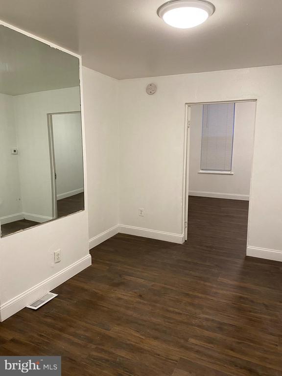 929 S 12th St in Philadelphia, PA - Building Photo - Building Photo