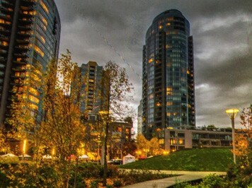 3601 SW River Pkwy, Unit 1416 in Portland, OR - Foto de edificio