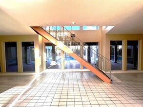 2002 Tucumcari Dr in Houston, TX - Building Photo - Building Photo