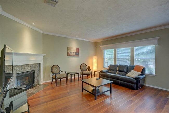 property at 174 E Spindle Tree Cir