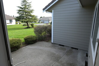 71 Mendel Dr in Sequim, WA - Foto de edificio - Building Photo