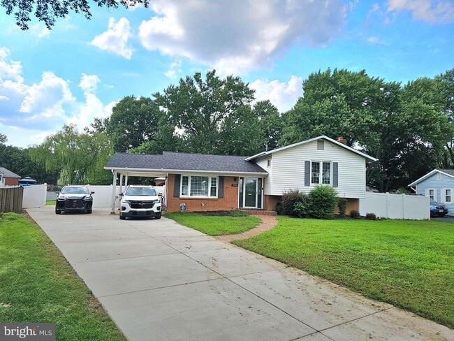 property at 5918 King James Dr