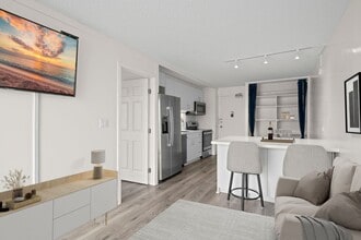 1655 Makaloa St in Honolulu, HI - Building Photo - Building Photo