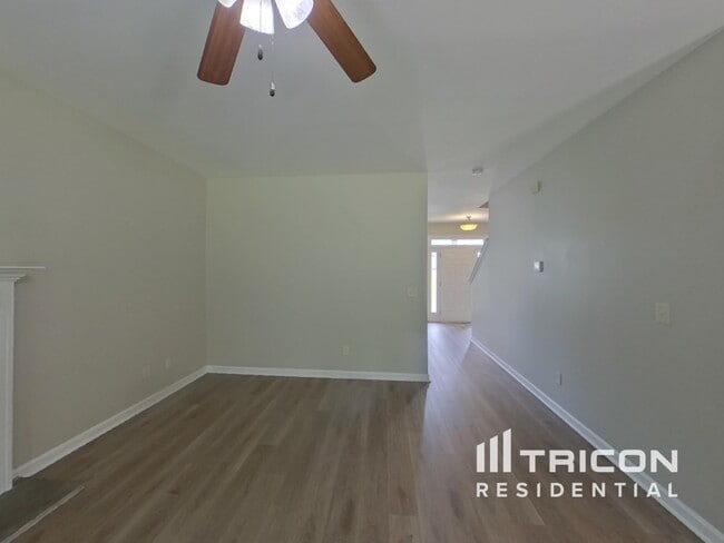 155 Hickory Hills Dr in Newnan, GA - Building Photo - Building Photo