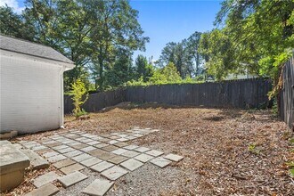 2911 Glenwood Ave SE in Atlanta, GA - Building Photo - Building Photo