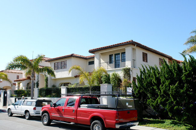 257 Avenida Lobeiro in San Clemente, CA - Building Photo - Building Photo