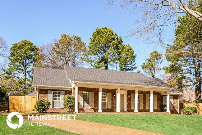 2947 Pangbourne Cove, Unit 1010 in Germantown, TN - Foto de edificio - Building Photo