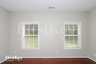 2152 Lauren Woods Dr in Winston-Salem, NC - Building Photo - Building Photo