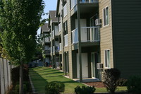 Rosevue Apartments in Veradale, WA - Foto de edificio - Building Photo