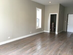 1944 N Wood St in Chicago, IL - Building Photo - Building Photo