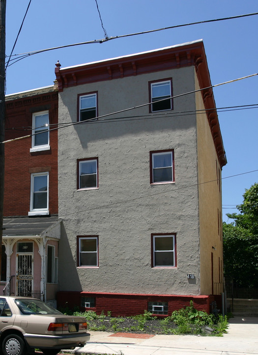 418 N 41st St in Philadelphia, PA - Building Photo