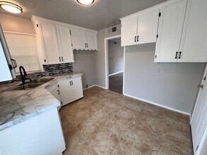 4376 N Frankfort Pl in Tulsa, OK - Building Photo - Building Photo