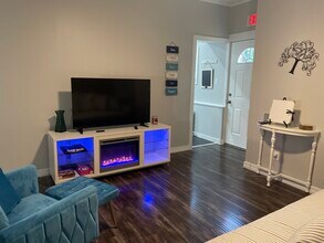 415 W Camp Ground Rd in Evansville, IN - Building Photo - Building Photo