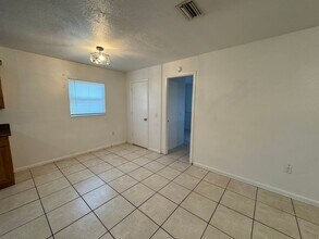 2318 Lydia St in Lake Wales, FL - Building Photo - Building Photo