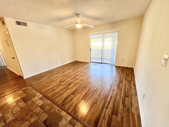 1000 NW 13th St in Boca Raton, FL - Building Photo - Building Photo