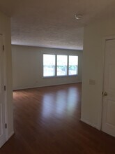 6805 Governors Pointe Blvd in Indianapolis, IN - Building Photo - Building Photo