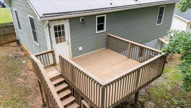 213 Morton St in Radford, VA - Building Photo - Building Photo