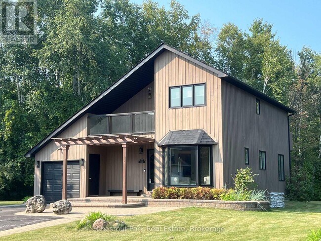 property at 110 Lauries Ct