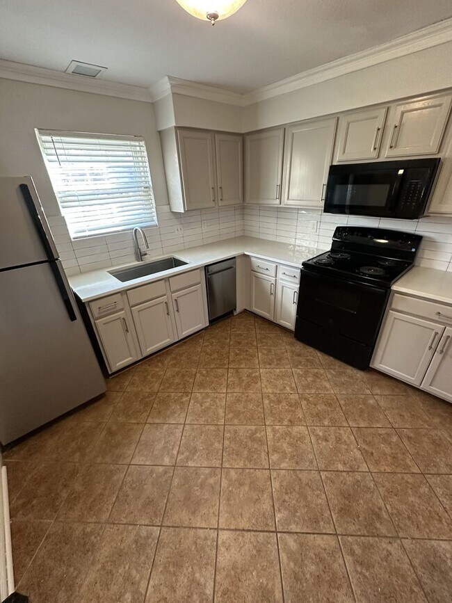 6553 New Market Way in Raleigh, NC - Building Photo - Building Photo