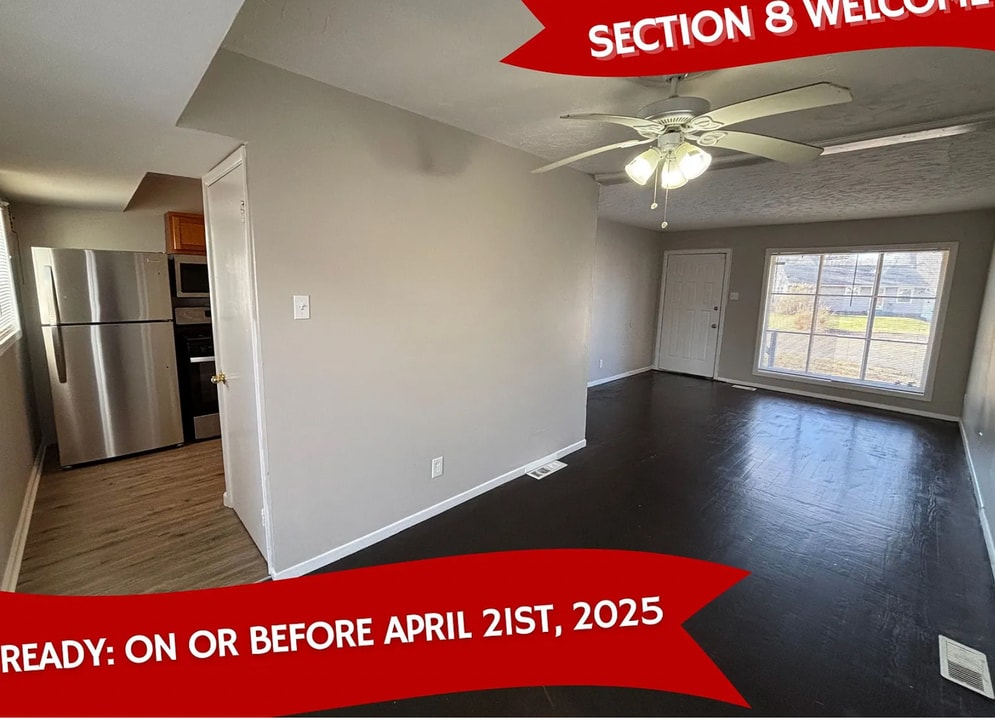 10650 Dunkeld Cir in St. Louis, MO - Building Photo