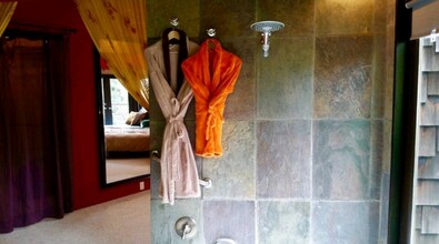 29090 Robinson Cyn Rd in Carmel By The Sea, CA - Building Photo - Building Photo