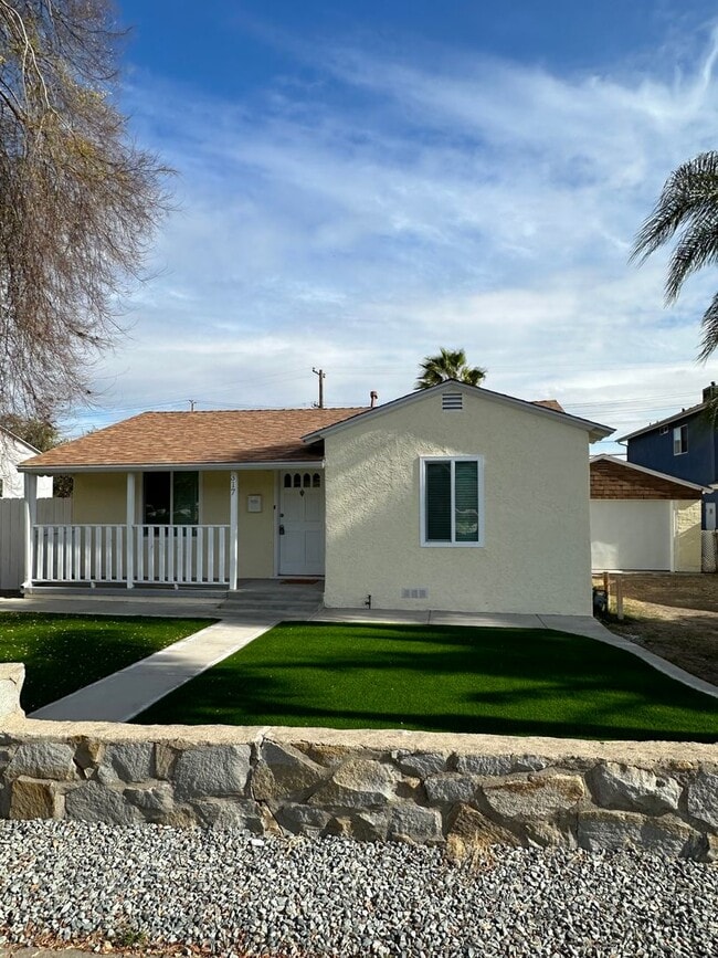 property at 317 Richfield Ave