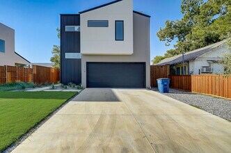 1719 Homeland St in Dallas, TX - Building Photo - Building Photo