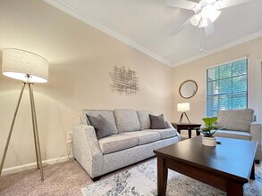 2021 N Lemans Blvd in Tampa, FL - Building Photo - Building Photo