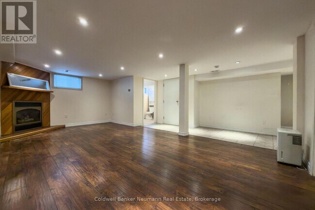 property at 17 Ottawa Crescent