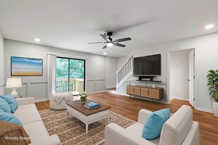 5935 Dixon Dr in Raleigh, NC - Building Photo