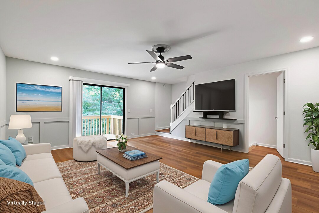 5935 Dixon Dr in Raleigh, NC - Building Photo