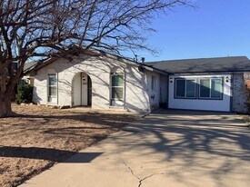 663 Duke Ave in Odessa, TX - Building Photo