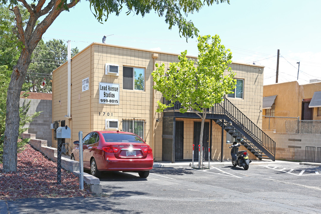 UNM Eightplex in Albuquerque, NM - Building Photo