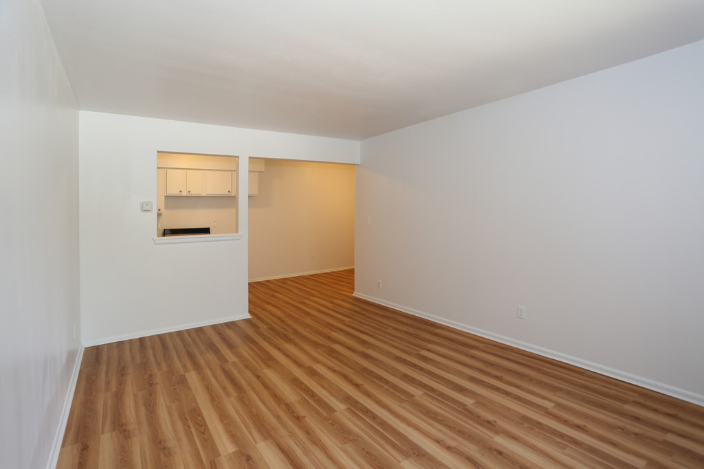 Seaway Terrace Apartments in Milwaukee, WI