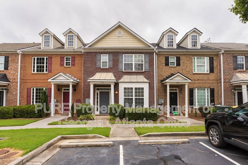 1750 Heights Cir in Kennesaw, GA - Building Photo