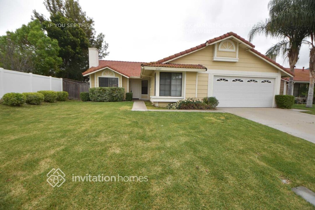 31165 Vía Gilberto in Temecula, CA - Building Photo