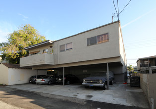 1547 S Saltair Ave in Los Angeles, CA - Building Photo - Building Photo