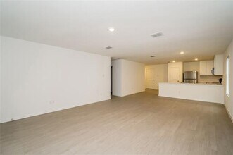 1132 Tufted Dr in Crowley, TX - Building Photo - Building Photo