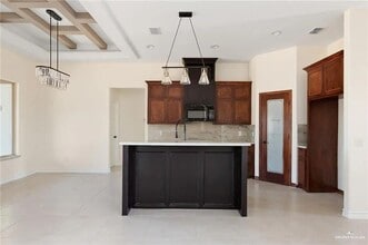 8 Whitewing St in Alamo, TX - Building Photo - Building Photo