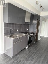 251-3251 Jarvis St in Toronto, ON - Building Photo - Building Photo