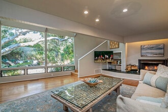 548 San Ysidro Rd in Santa Barbara, CA - Building Photo - Building Photo