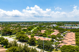 Huntington Pointe in Delray Beach, FL - Building Photo - Building Photo