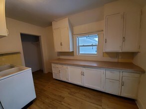 212 7th St NW-Unit -4 in Rochester, MN - Foto de edificio - Building Photo
